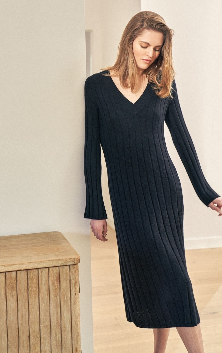 Jazmyn Dress By 360 Cashmere!