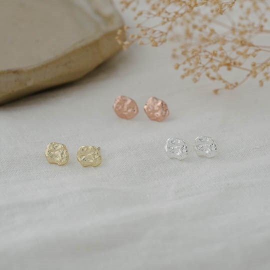 Alanis Studs!