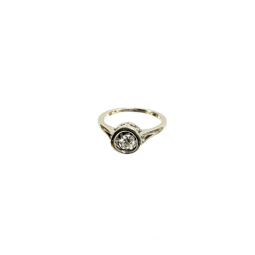 Sterling Silver Shimmering Ring!