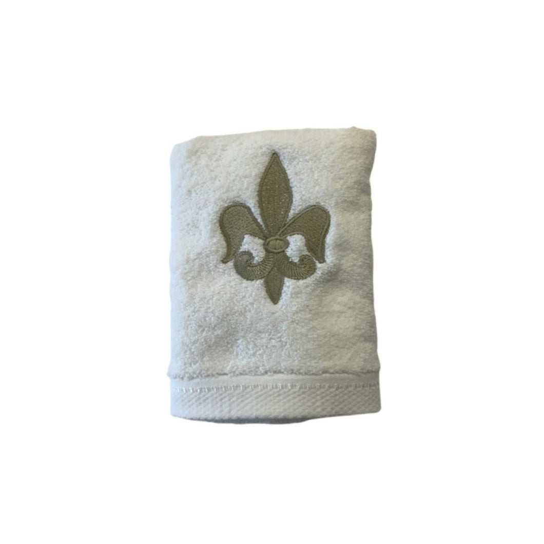 Luxurious Hand Towels! Fleur De Lys!