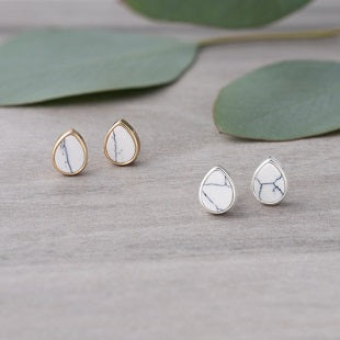 earrings stud white howlite gold silver