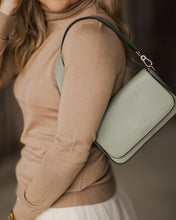 Fergie Shoulder Bag!