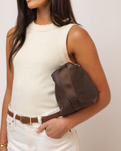 Duke Cosmetic Bag By Louenhide 2 Colours