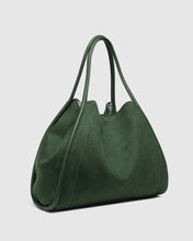 Sutton Shoulder Bag!  Two Colours!