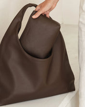 The Everyday Pouch By Louenhide!  Three Colours!