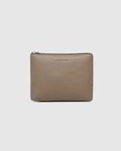 The Everyday Pouch By Louenhide!  Three Colours!