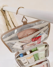 Maggie Hanging Toiletry Case!