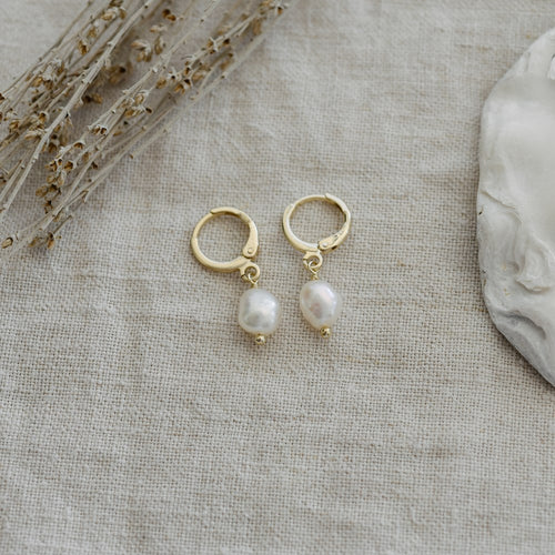 Bitsy Hoop With Pearls!