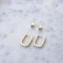 Duet Set Square Hoops