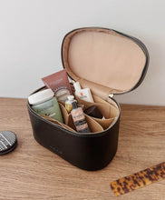 Juliette Vanity Case By Louenhide