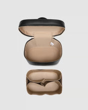 Juliette Vanity Case By Louenhide