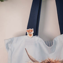 Highland Cow Pin Badge!  Daisy Coo!