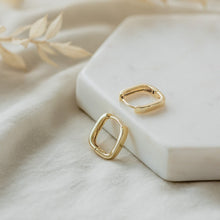 Petite Square Hoops!