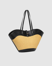 Madeline Shoulder Bag By Louenhide