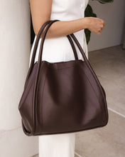 Sutton Shoulder Bag!  Four Colours!  **Best Seller**