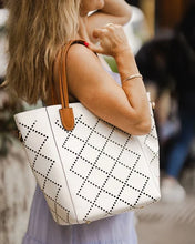 Louenhide Bermuda Tote!  White!  *BEST SELLER*