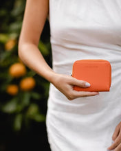 Bobby Wallet By Louenhide!