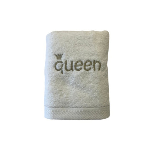Luxurious Hand Towels!  Queen!