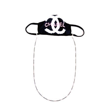 Face Mask Holder in Black & Silver!