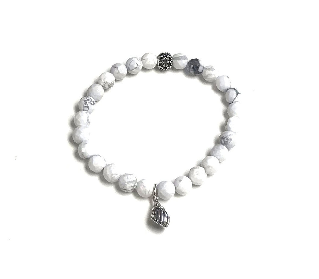 White Howlite Bracelet with Conch Shell!