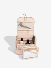 Stackers Hanging Toiletry Bag!
